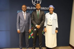 Rencontre entre le Ministre d’État et l’Administrateur de la Banque mondiale pour le Tchad